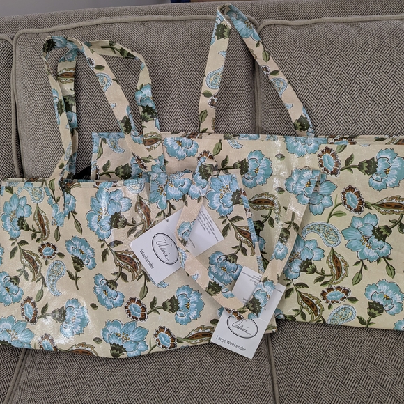 Valerie Separates Handbags - Floral Travel Bag Set